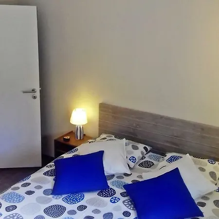 Daire Bombarda House &