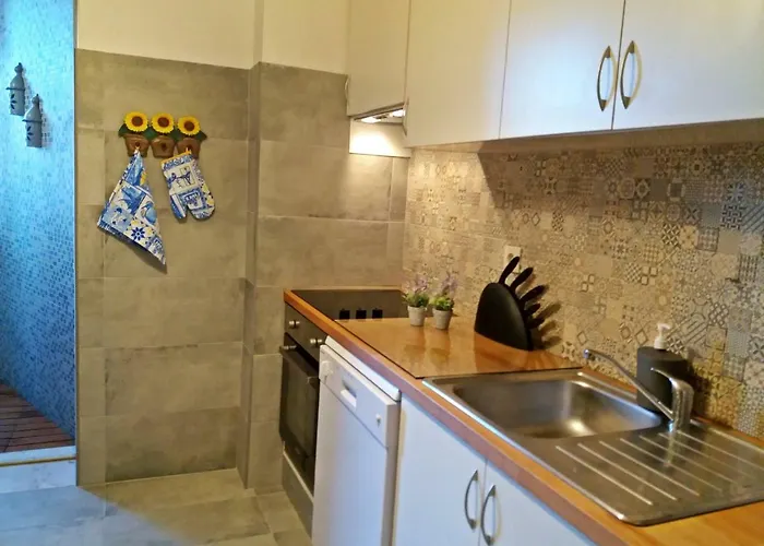 Bombarda House & Порту